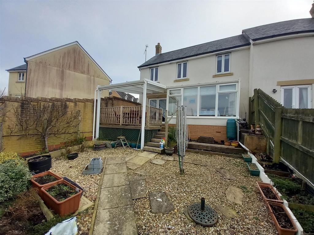 24 Bid Way Rear.jpg