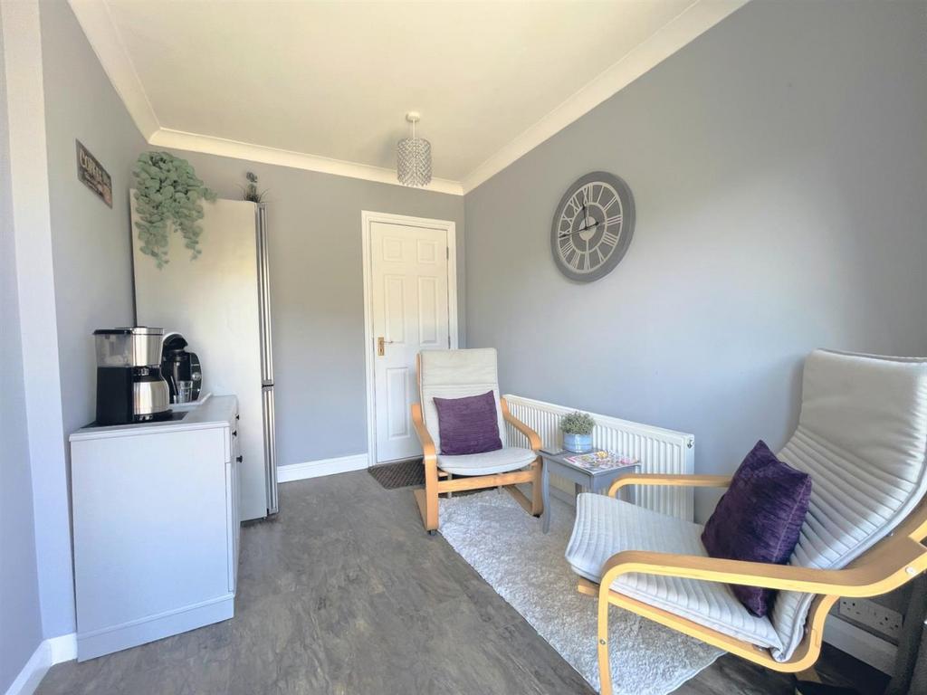 Breakfast Room