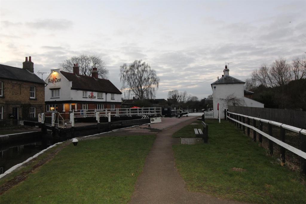 Local pub.JPG