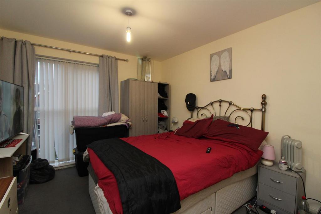Bedroom.JPG
