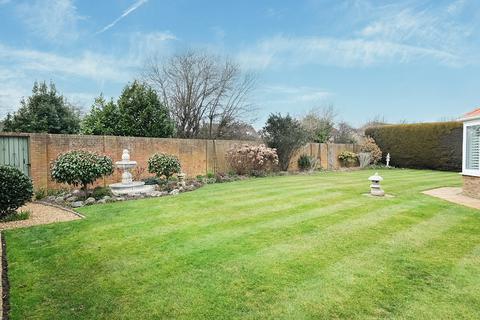 3 bedroom detached house for sale, Barton Close, Nyetimber, Bognor Regis, West Sussex PO21