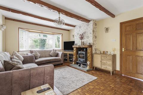 2 bedroom end of terrace house for sale, Yeoveney Close, Moor Lane, Staines-upon-Thames, Surrey, TW19