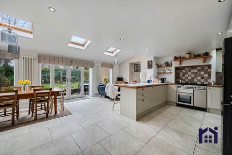 84 Longmeanygate, Leyland, PR26 7PB