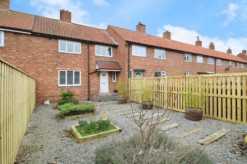 3 bedroom terraced house for sale, Elm Road, Ripon