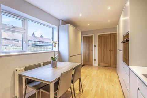 18 Elm Road, Ripon, HG4 2PE