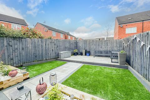 20 Elton Fold Chase, Bury, BL8 1PW