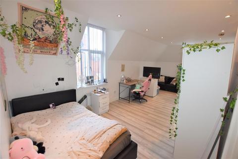 Studio to rent, Charles Street, Leicester, LE1