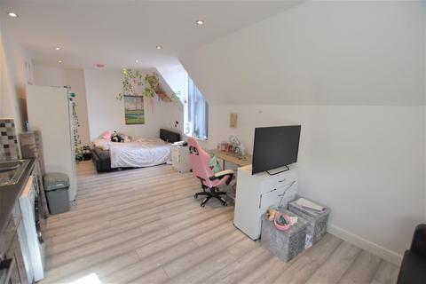 Studio to rent, Charles Street, Leicester, LE1