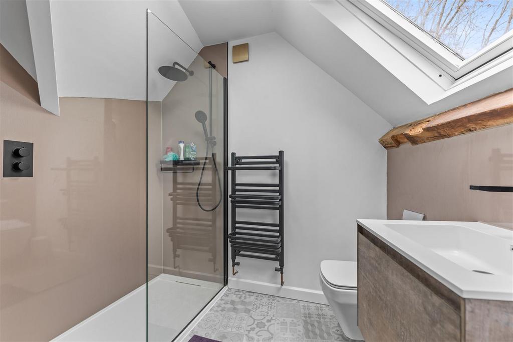 Ensuite shower room