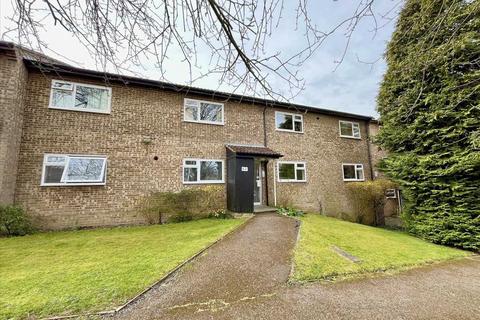 20, Hogarth Court Steeplands, Bushey, WD23 1BT