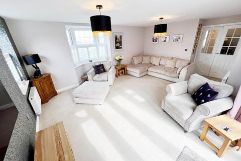 6 bedroom detached house for sale, Lotherton Drive, Spennymoor