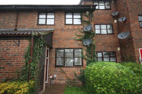 1 bedroom maisonette to rent, Troutbeck Close, Slough SL2