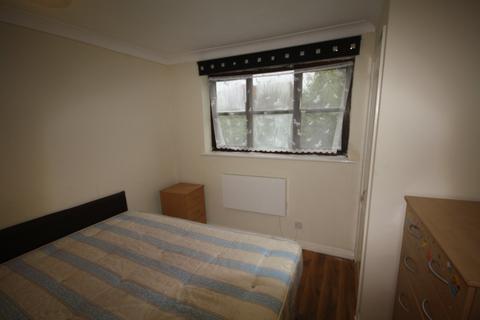 1 bedroom maisonette to rent, Troutbeck Close, Slough SL2