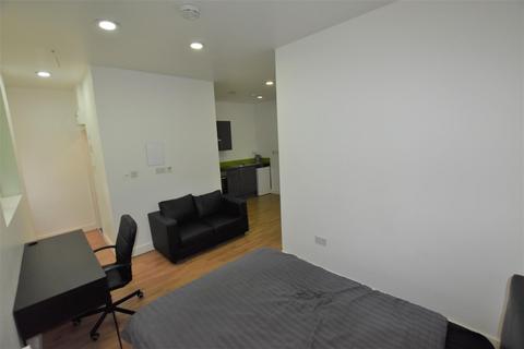 Studio to rent, Phoenix Yard, Upper Brown Street, Leicester, LE1