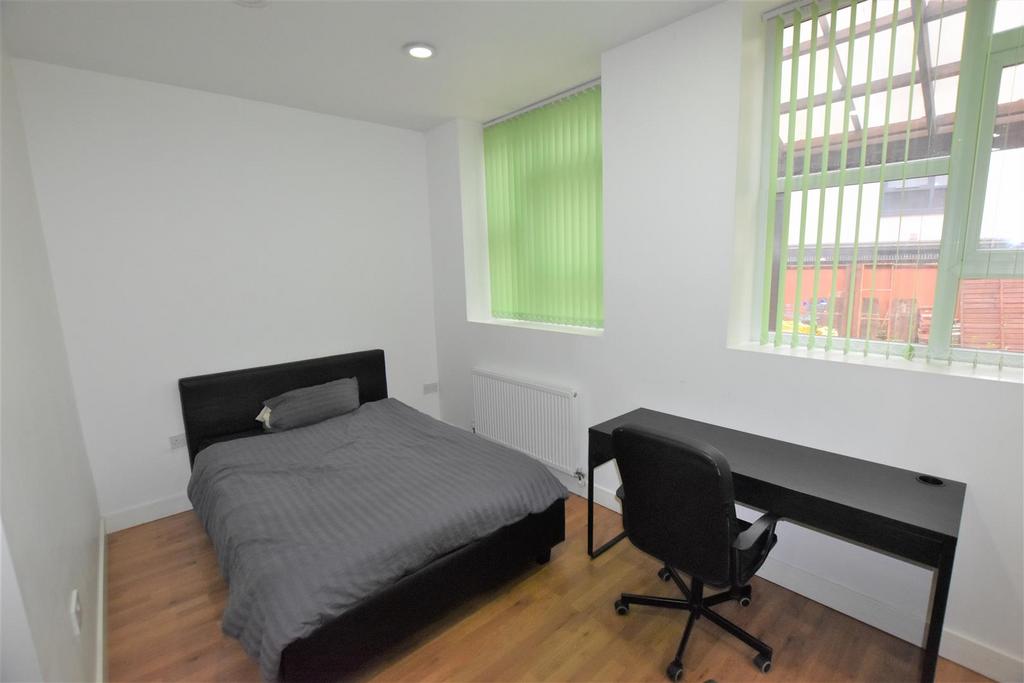 Lounge/Bedroom