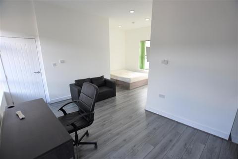 Studio to rent, Phoenix Yard, Upper Brown Street, Leicester, LE1