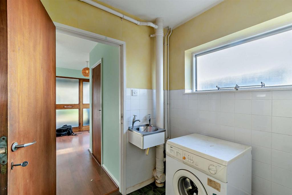 8641055-interior04-800.jpg