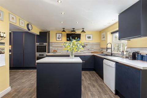 5 bedroom detached house for sale, Bedale Road, Hunton DL8