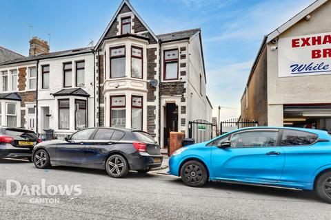 4 bedroom end of terrace house for sale, Neville Place, Cardiff
