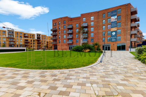 1 bedroom apartment to rent, India Way, London NW7