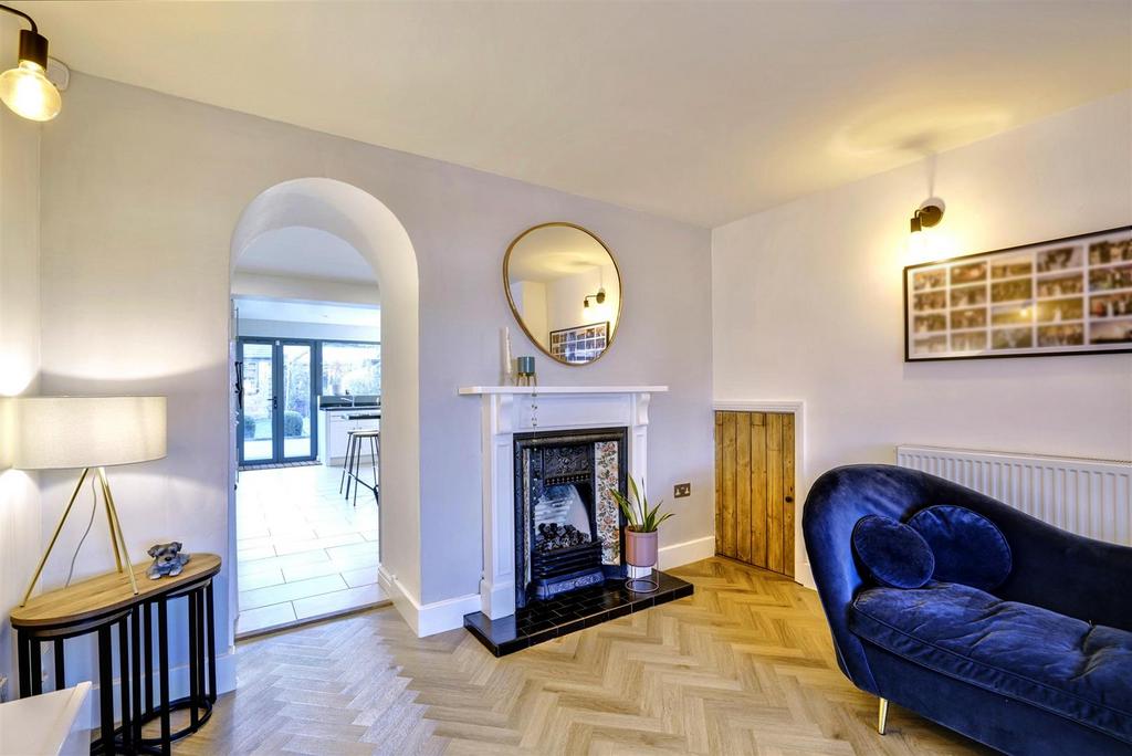 Lounge/Sitting Room