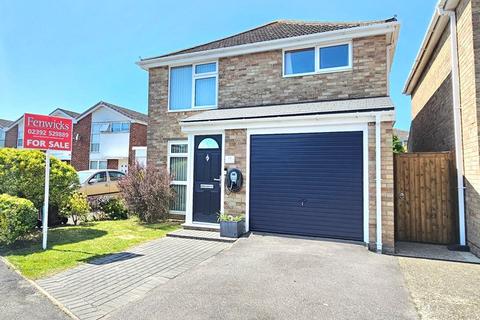3 bedroom detached house for sale, Broadsands Drive, Gosport PO12