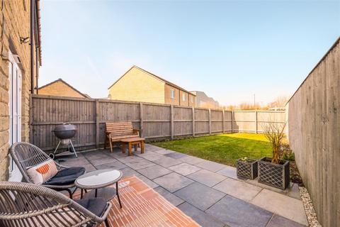 3 bedroom townhouse for sale, Blacksmith Way, Lindley, Huddersfield, HD3