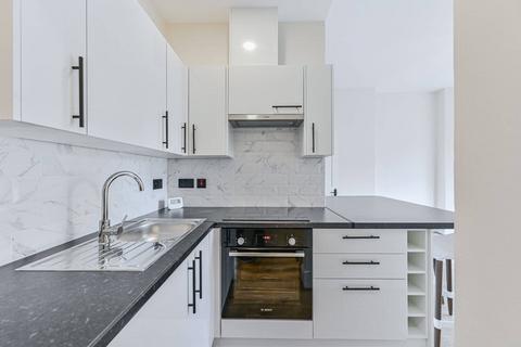 1 bedroom flat to rent, Riggindale Road, Streatham Park, London, SW16