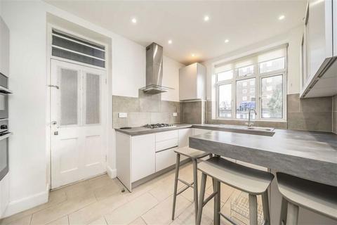 3 bedroom flat for sale, Shoot Up Hill, London NW2