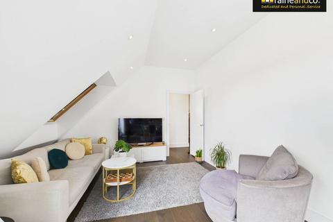 2 bedroom apartment for sale, Southgate Road, Potters Bar