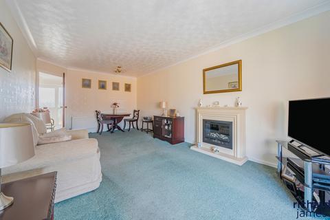 35 Angus Close, Ramleaze, Swindon, SN5 5PT