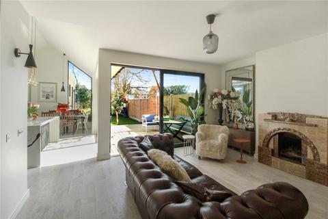 undefined, Tankerville Drive, Leigh-on-Sea, Essex, SS9