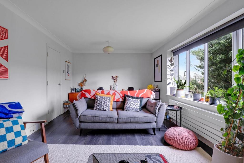 08-b5b9 JHProp Wpen - 2 Capel Court - 22-medium.jpg