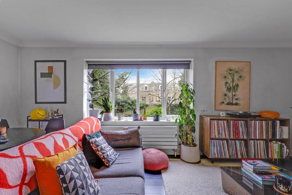 09-660a JHProp Wpen - 2 Capel Court - 25-medium.jpg