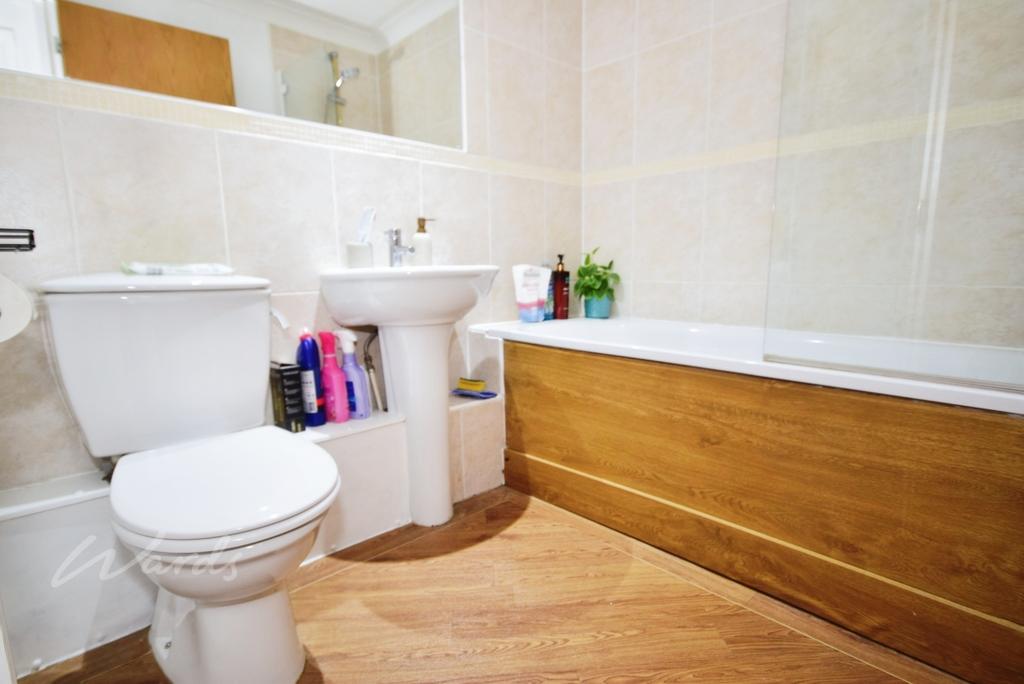 Bridge bathroom