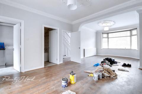 5 bedroom terraced house to rent, Lonsdale Avenue, LONDON