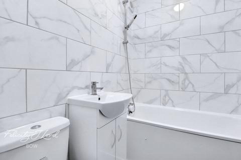 5 bedroom terraced house to rent, Lonsdale Avenue, LONDON