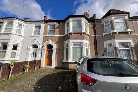 1 bedroom ground floor flat for sale, Gordon Road, Ilford, Essex