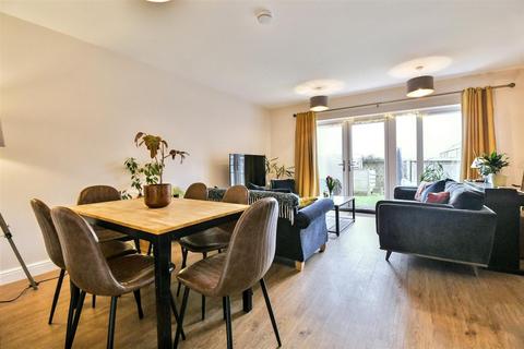 3 bedroom terraced house for sale, Old Milverton Road, Leamington Spa