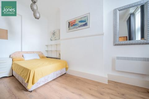 undefined, Marine Parade, Worthing, West Sussex, BN11