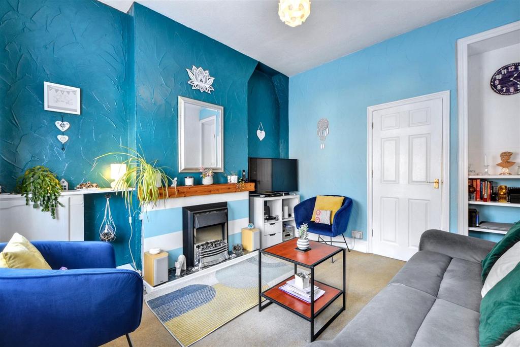 Lounge/Sitting Room