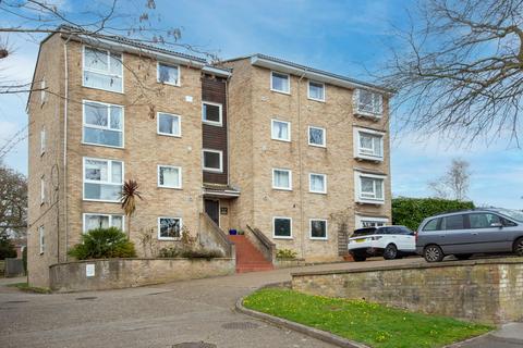 33 The Heights, Beckenham, BR3 5BY