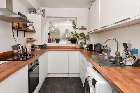 33 The Heights, Beckenham, BR3 5BY