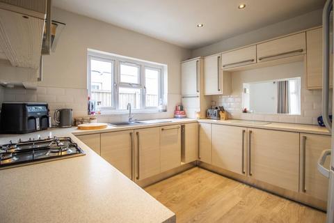 52 Feeches Road, Southend-on-sea, SS2 6TD