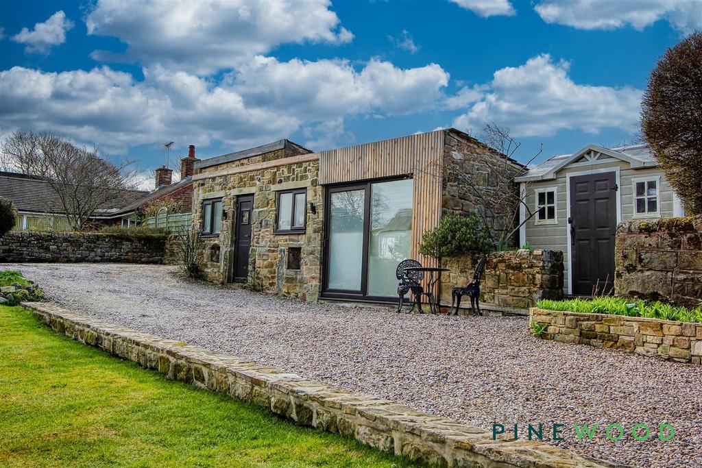 Outbuilding/store
