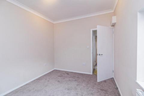 30 Arncliffe Drive, Heelands, Milton Keynes, MK13 7LH