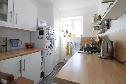 48 Central Gardens, Morden, SM4 5SH