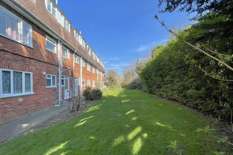 48 Central Gardens, Morden, SM4 5SH