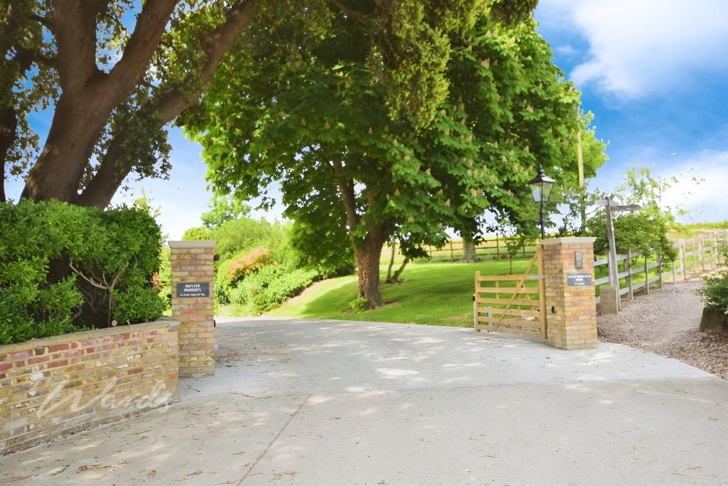 Red House drive use