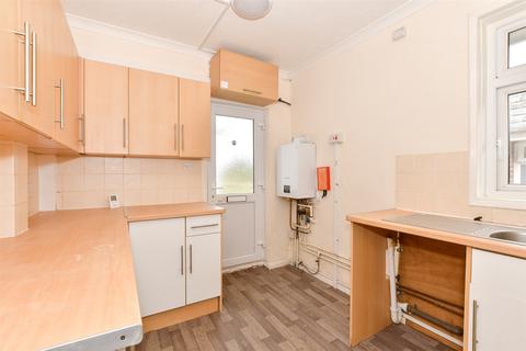 2 bedroom apartment for sale, Newport Road, Apse Heath, Isle of Wight